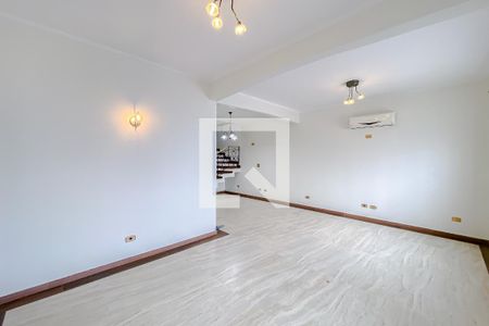 Sala de casa para alugar com 3 quartos, 222m² em Alto da Mooca, São Paulo