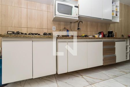 Apartamento à venda com 78m², 2 quartos e 1 vagaCozinha - Armários