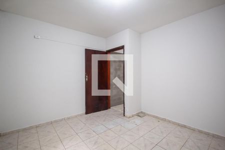 Quarto de casa para alugar com 1 quarto, 50m² em Bussocaba, Osasco