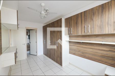 Quarto 2 de apartamento para alugar com 2 quartos, 70m² em Centro, Niterói