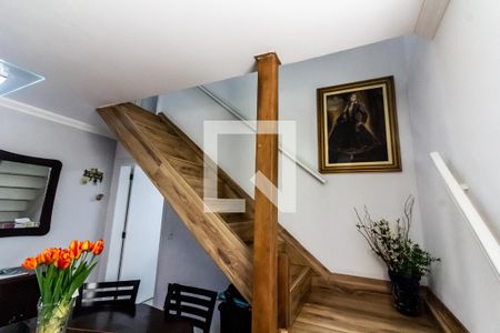 Escada de casa à venda com 3 quartos, 138m² em Parque Continental, São Paulo