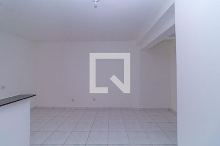 Sala de casa para alugar com 1 quarto, 52m² em Quinta da Paineira, São Paulo