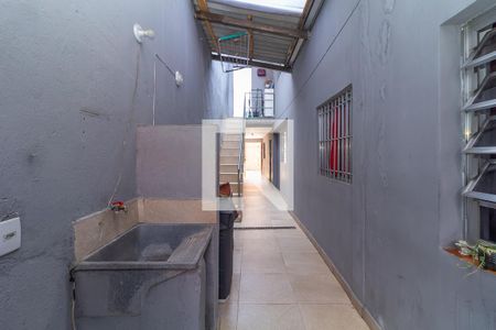 Casa para alugar com 52m², 1 quarto e sem vagaÁrea de Serviço