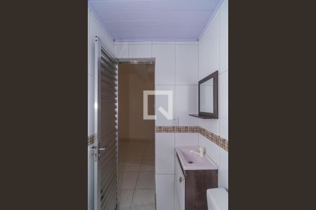 Banheiro de casa para alugar com 1 quarto, 52m² em Quinta da Paineira, São Paulo