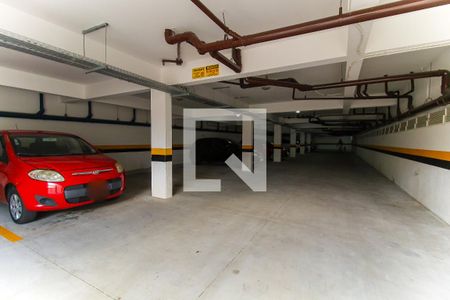 Casa de condomínio à venda com 42m², 2 quartos e 1 vaga Casa de condomínio à venda com 42m², 2 quartos e 1 vagaEstacionamento