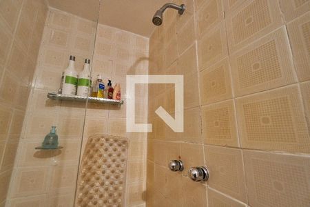 Apartamento à venda com 76m², 2 quartos e 1 vagaBanheiro Suite