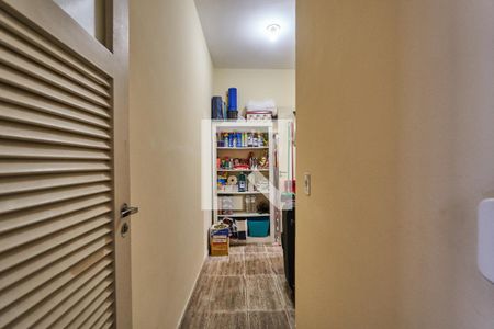 Apartamento à venda com 76m², 2 quartos e 1 vagaQuarto de Serviço