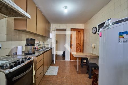 Apartamento à venda com 76m², 2 quartos e 1 vagaCozinha