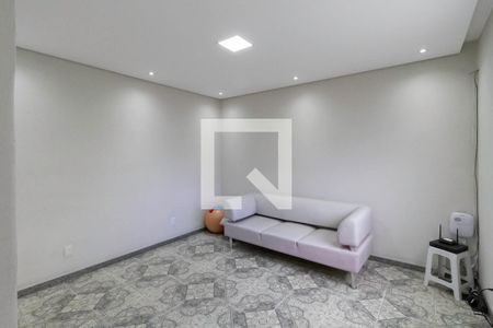 Sala  de casa para alugar com 3 quartos, 458m² em Maria Helena (justinópolis), Belo Horizonte