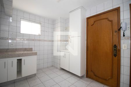 Apartamento para alugar com 83m², 3 quartos e sem vaga Apartamento para alugar com 83m², 3 quartos e sem vagaCozinha