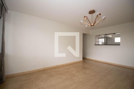 Apartamento para alugar com 83m², 3 quartos e sem vaga Apartamento para alugar com 83m², 3 quartos e sem vagaSala