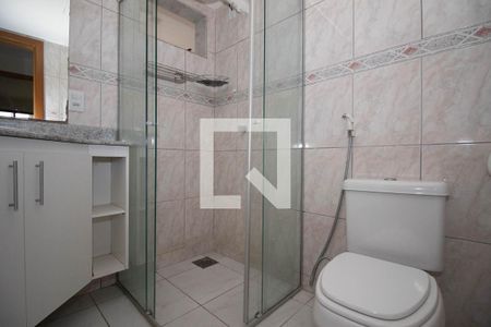Apartamento para alugar com 83m², 3 quartos e sem vaga Apartamento para alugar com 83m², 3 quartos e sem vagaBanheiro Social