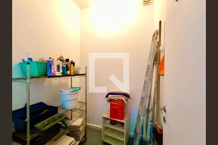 Apartamento para alugar com 100m², 2 quartos e 1 vagaQuarto serviço