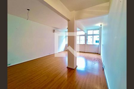 Apartamento para alugar com 100m², 2 quartos e 1 vagaSala