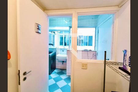 Apartamento para alugar com 100m², 2 quartos e 1 vagaQuarto serviço