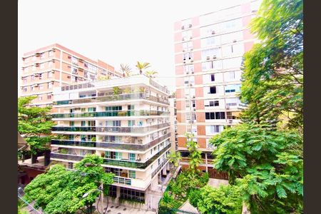 Apartamento para alugar com 100m², 2 quartos e 1 vagaSala vista