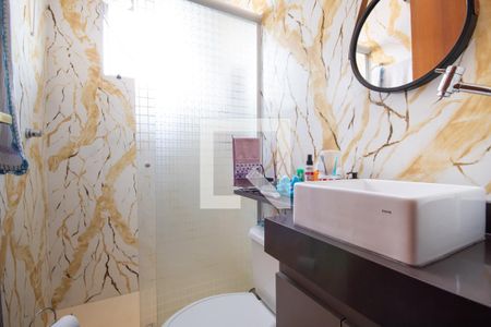 Casa à venda com 180m², 3 quartos e 3 vagas Casa à venda com 180m², 3 quartos e 3 vagasBanheiro da Suíte 2