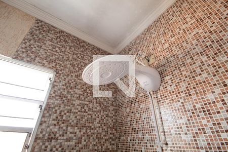 Casa à venda com 180m², 3 quartos e 3 vagas Casa à venda com 180m², 3 quartos e 3 vagasBanheiro da Suíte 1