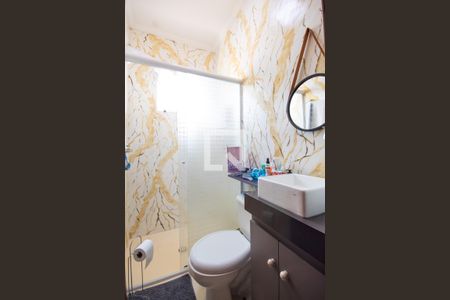 Casa à venda com 180m², 3 quartos e 3 vagas Casa à venda com 180m², 3 quartos e 3 vagasBanheiro da Suíte 2