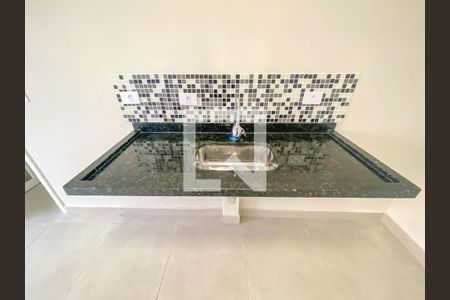 Apartamento à venda com 86m², 2 quartos e 2 vagasCozinha e Área de Serviço