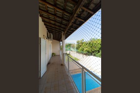 Casa de condomínio à venda com 310m², 4 quartos e 4 vagasSacada das Suítes 01 e 02