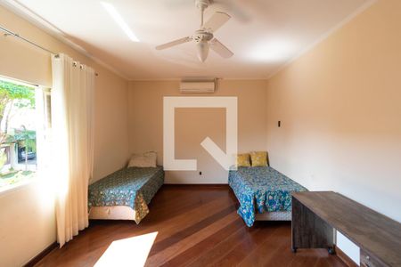 Casa de condomínio à venda com 310m², 4 quartos e 4 vagasQuarto 02