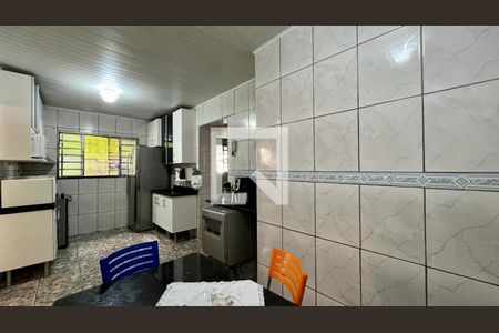 Casa à venda com 284m², 4 quartos e 3 vagasBanheiro