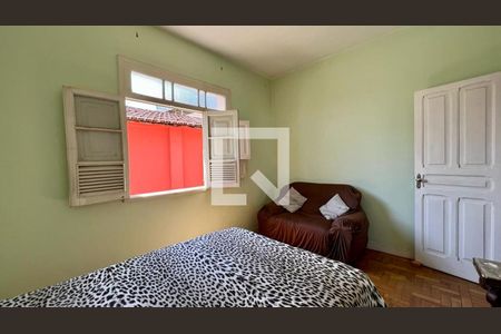 Casa à venda com 284m², 4 quartos e 3 vagasQuarto 2