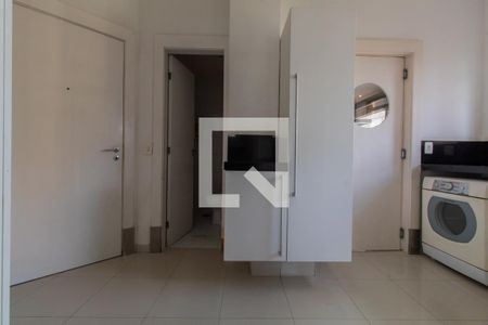 Apartamento à venda com 271m², 4 quartos e 5 vagas Apartamento à venda com 271m², 4 quartos e 5 vagasÁrea de Serviço