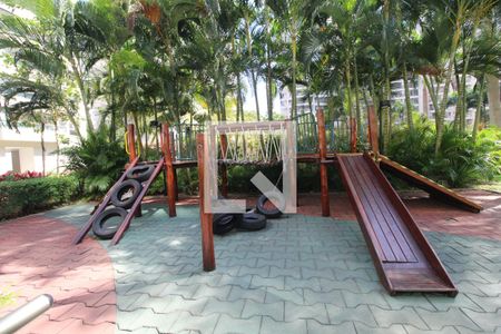 Apartamento à venda com 75m², 2 quartos e 1 vagaÁrea comum