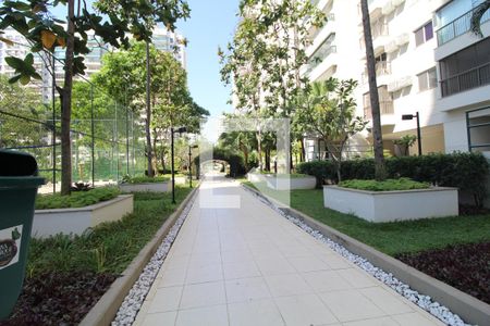 Apartamento à venda com 75m², 2 quartos e 1 vagaÁrea comum