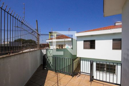 Casa à venda com 270m², 3 quartos e 4 vagas Casa à venda com 270m², 3 quartos e 4 vagasTerraço