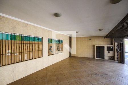 Casa à venda com 270m², 3 quartos e 4 vagas Casa à venda com 270m², 3 quartos e 4 vagasGaragem
