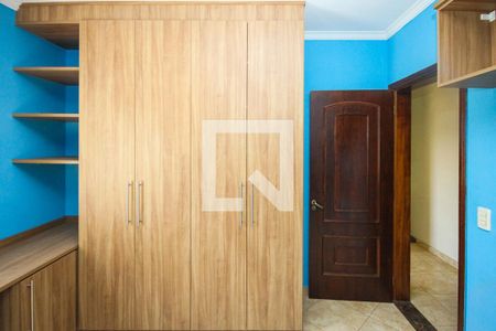 Casa à venda com 270m², 3 quartos e 4 vagas Casa à venda com 270m², 3 quartos e 4 vagasQuarto 02