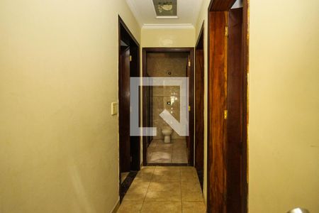 Corredor de casa à venda com 3 quartos, 270m² em Jardim Vila Formosa, São Paulo