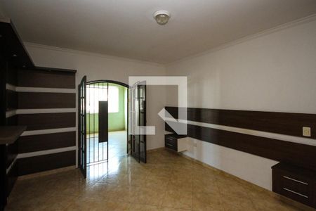 Casa à venda com 270m², 3 quartos e 4 vagas Casa à venda com 270m², 3 quartos e 4 vagasSuíte