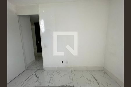 Quarto 1 de apartamento para alugar com 2 quartos, 45m² em Parque Ipê, São Paulo