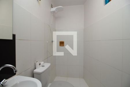 Casa à venda com 370m², 4 quartos e 4 vagas Casa à venda com 370m², 4 quartos e 4 vagasBanheiro de serviço