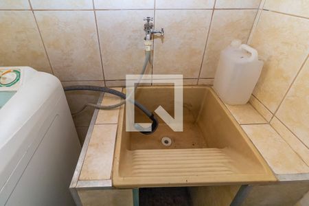 Casa à venda com 250m², 3 quartos e 2 vagas Casa à venda com 250m², 3 quartos e 2 vagasÁrea de Serviço