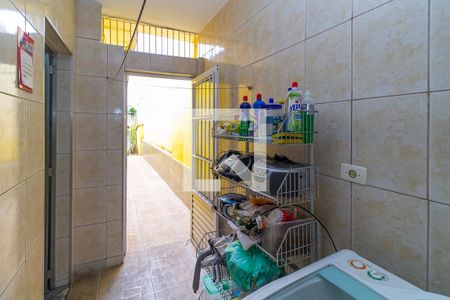 Casa à venda com 250m², 3 quartos e 2 vagas Casa à venda com 250m², 3 quartos e 2 vagasÁrea de Serviço