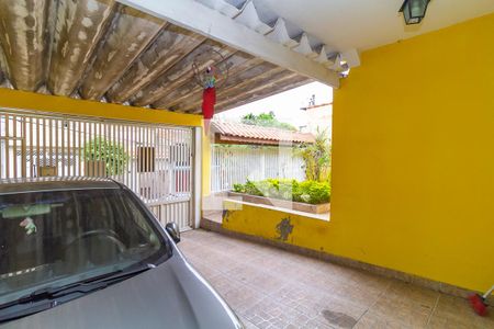 Casa à venda com 250m², 3 quartos e 2 vagas Casa à venda com 250m², 3 quartos e 2 vagasGaragem