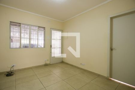 Sala de casa para alugar com 3 quartos, 84m² em Vila Pita, São Paulo