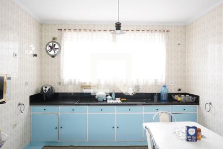 Casa à venda com 161m², 3 quartos e 2 vagasCozinha