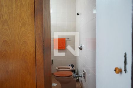 Casa à venda com 161m², 3 quartos e 2 vagasBanheiro da Suíte