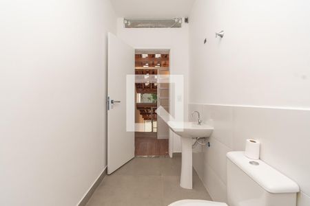 Banheiro de casa para alugar com 1 quarto, 135m² em Santa Cecilia, São Paulo