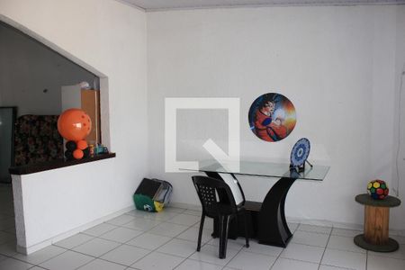Casa à venda com 158m², 2 quartos e 2 vagasSala superior/Área de festas