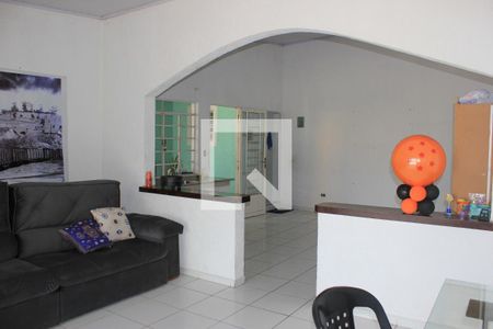 Casa à venda com 158m², 2 quartos e 2 vagasSala superior/Área de festas