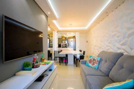 Sala de apartamento à venda com 2 quartos, 63m² em Vila Eldízia, Santo André
