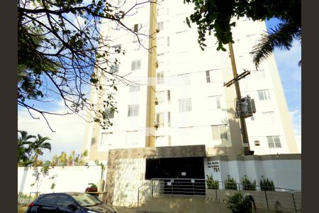 Apartamento para alugar com 60m², 3 quartos e 1 vagaFachada e portaria