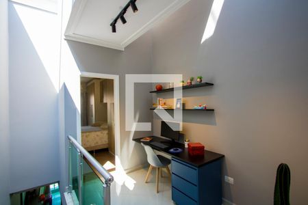 Casa à venda com 162m², 3 quartos e 3 vagasHall - Superior